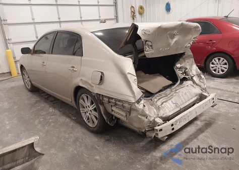 2007 Toyota Avalon Limited z USA, uszkodzony, nr VIN 4T1BK36B77U236558